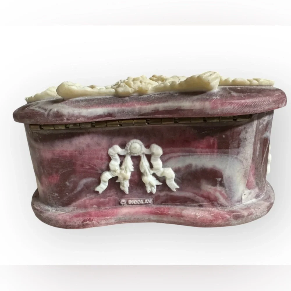 Vintage Incolay Heart Box with Carved Roses and Ribbon, Incolay Studios